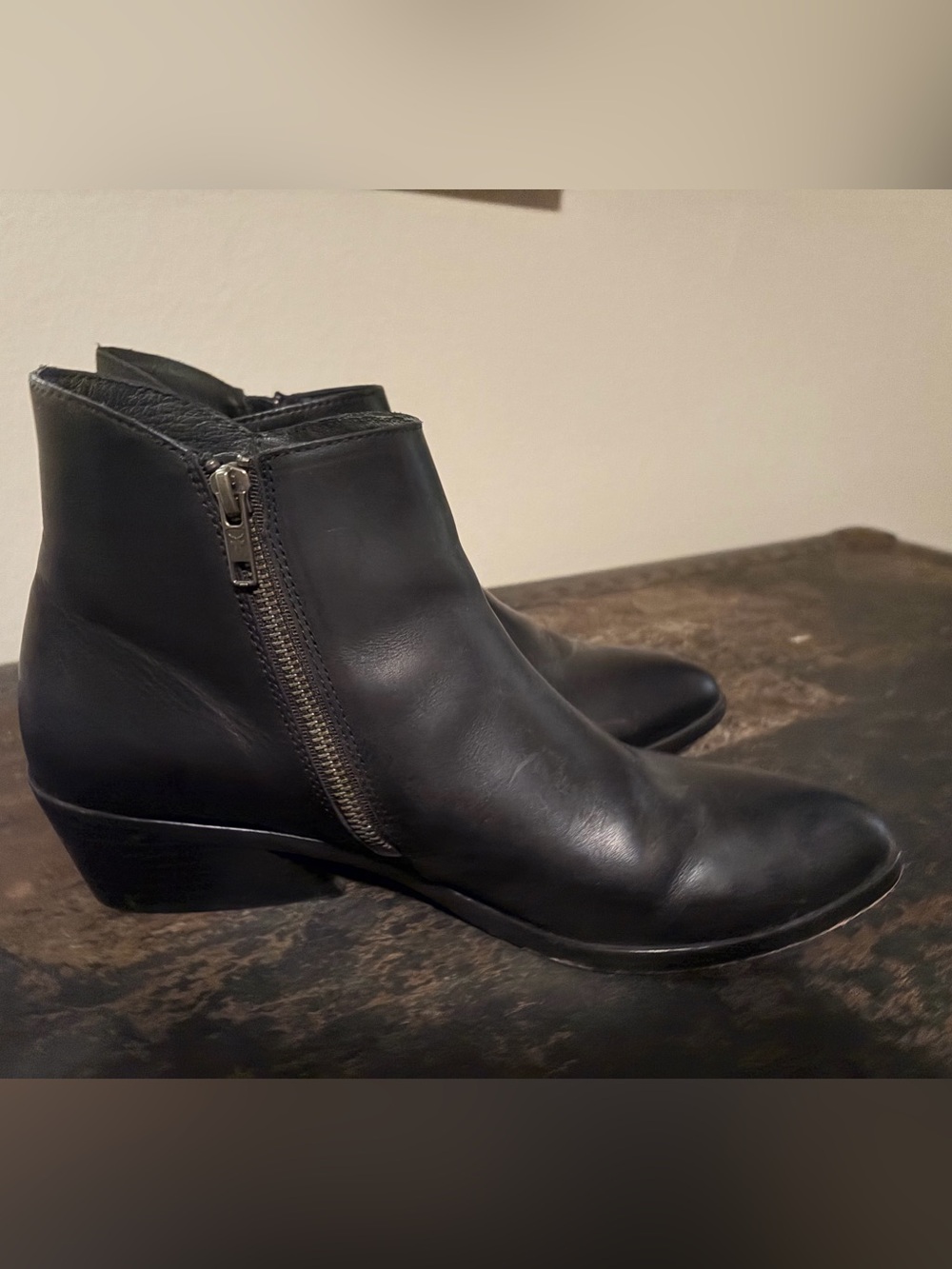 Frye Black Leather Women's Ankle Zip Booties
